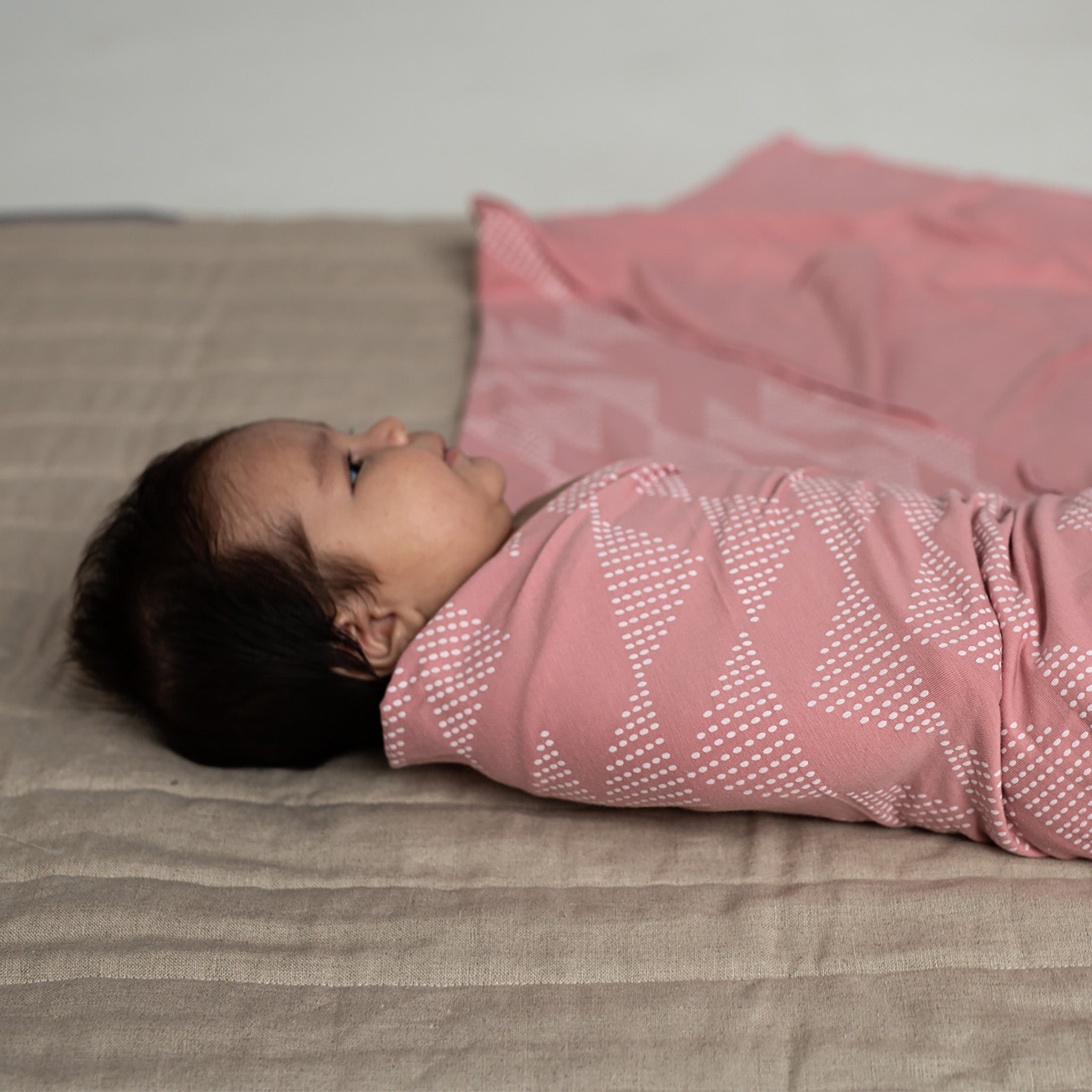 Niiwin Swaddle Blanket - Pink