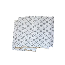 Load image into Gallery viewer, Niswi Table Runner △ white
