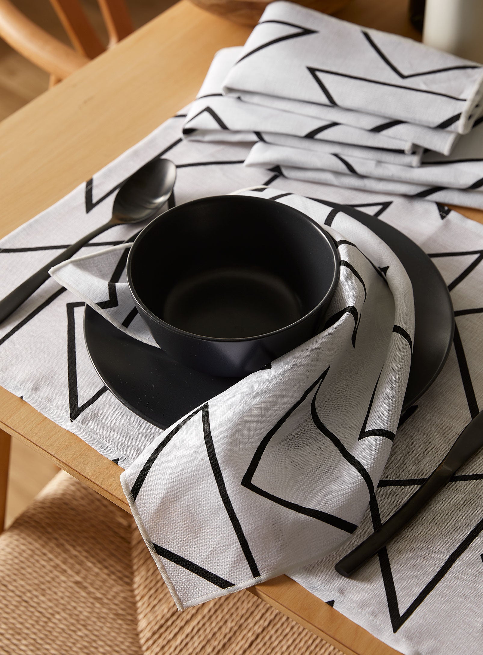 Asin Napkins - White Linen